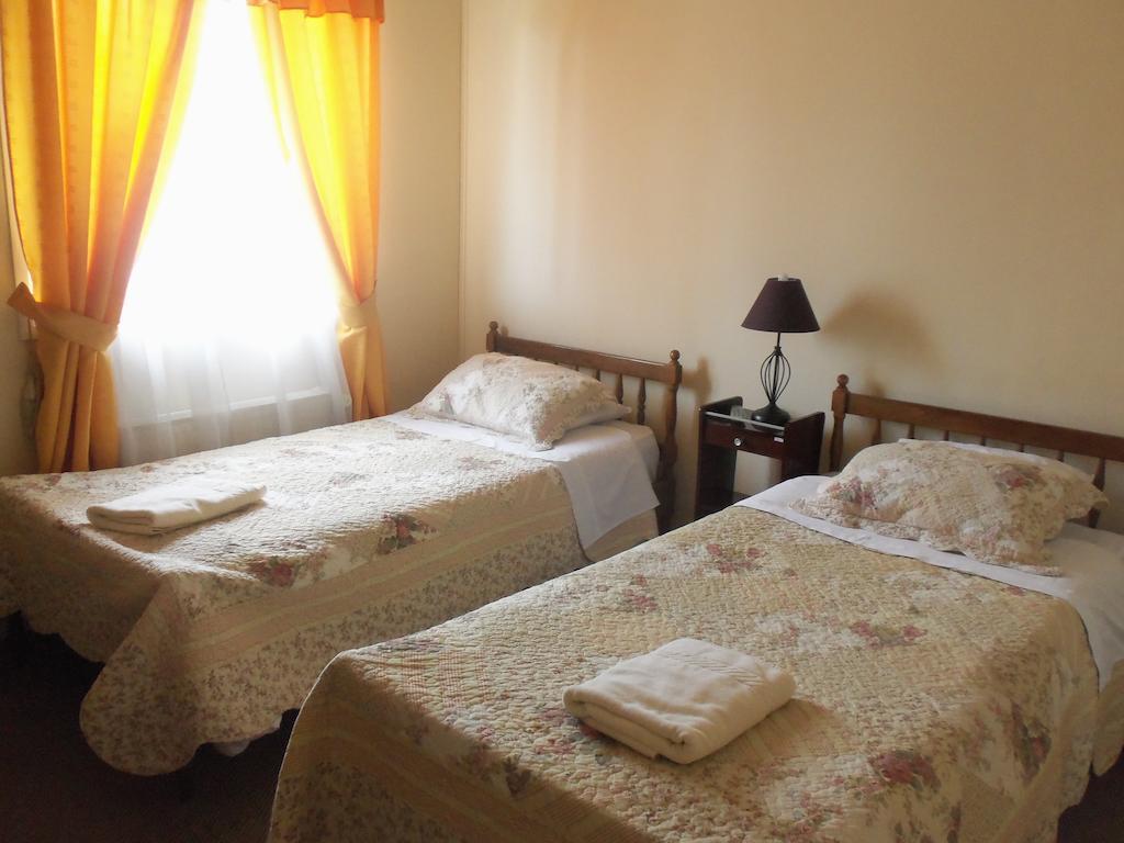 Hostal Joshiken Punta Arenas Quarto foto